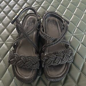 Valentino Garavani - ROCKSTUD LEATHER SANDAL